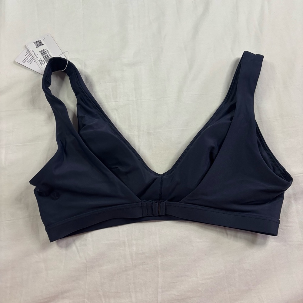 Lululemon Waterside Swim Top C/D TRNV True Navy Blue Bikini Women's Size 4 - Picture 5 of 6